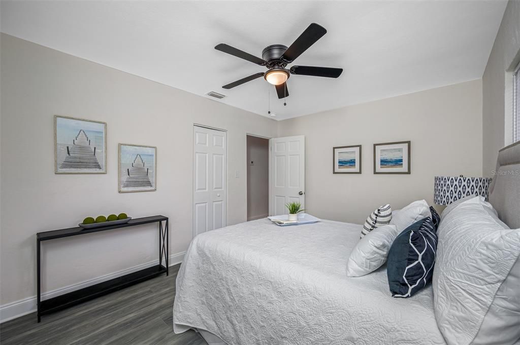 For Rent: $2,350 (2 beds, 2 baths, 1096 Square Feet)