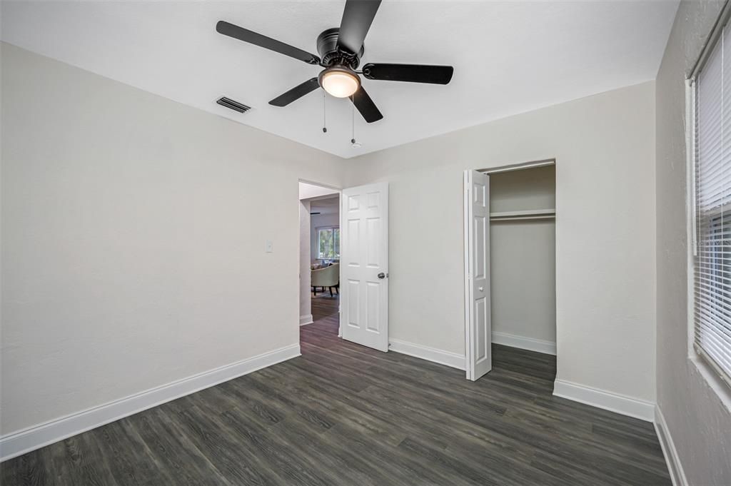 For Rent: $2,350 (2 beds, 2 baths, 1096 Square Feet)