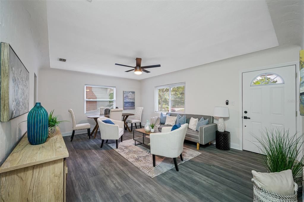 For Rent: $2,350 (2 beds, 2 baths, 1096 Square Feet)