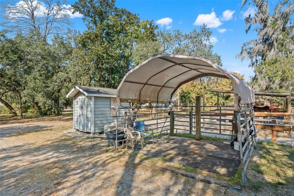 For Sale: $1,750,000 (3 beds, 2 baths, 2085 Square Feet)