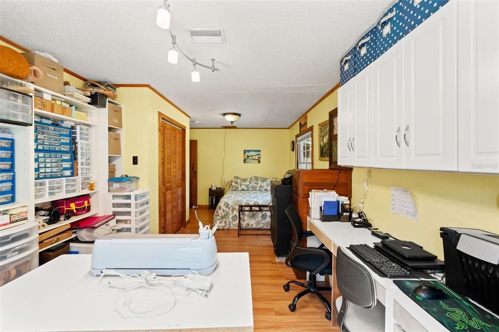 For Sale: $1,750,000 (3 beds, 2 baths, 2085 Square Feet)