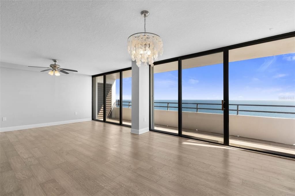 For Sale: $539,000 (2 beds, 2 baths, 1215 Square Feet)