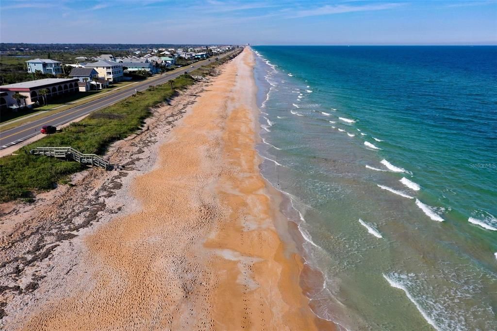 For Sale: $539,000 (2 beds, 2 baths, 1215 Square Feet)