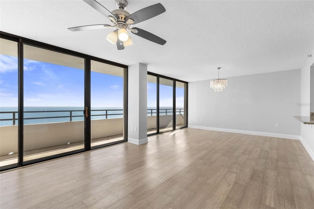 For Sale: $539,000 (2 beds, 2 baths, 1215 Square Feet)