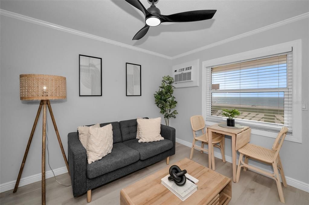 待售: $549,000 (1 贝兹, 1 浴室, 330 平方英尺)