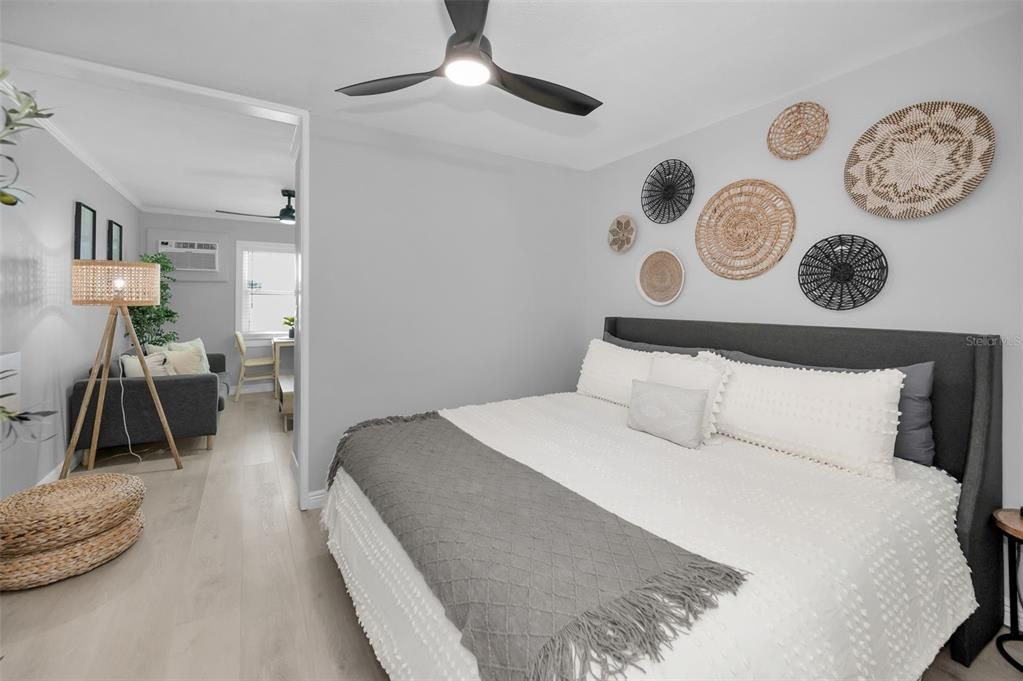 待售: $549,000 (1 贝兹, 1 浴室, 330 平方英尺)