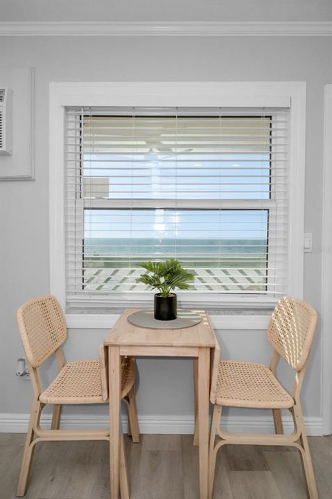 待售: $549,000 (1 贝兹, 1 浴室, 330 平方英尺)