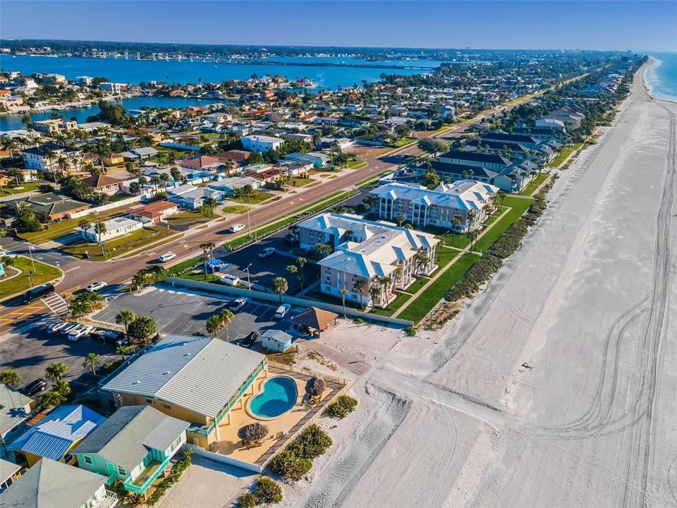 待售: $549,000 (1 贝兹, 1 浴室, 330 平方英尺)