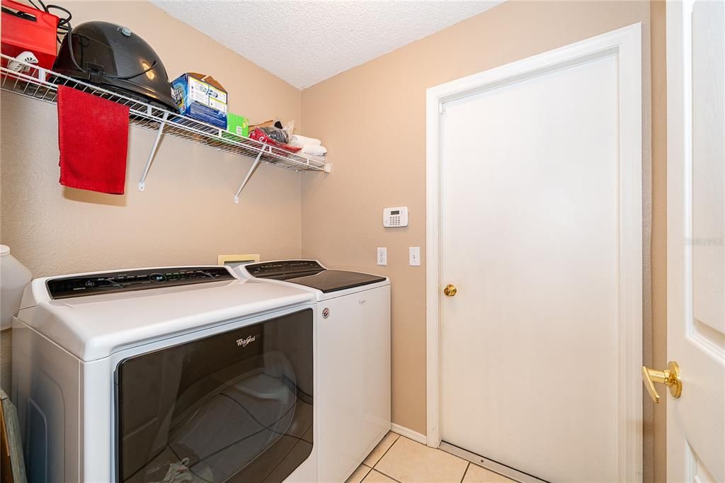 For Sale: $329,900 (3 beds, 2 baths, 1740 Square Feet)