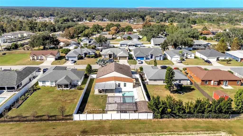 待售: $425,000 (4 贝兹, 3 浴室, 1649 平方英尺)