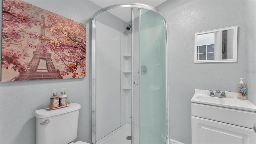 待售: $425,000 (4 贝兹, 3 浴室, 1649 平方英尺)