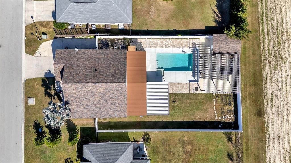 待售: $425,000 (4 贝兹, 3 浴室, 1649 平方英尺)