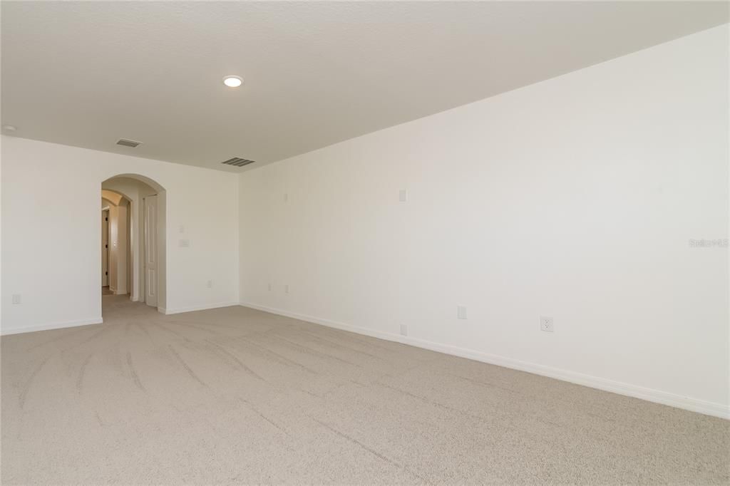 En Venta: $489,900 (5 camas, 3 baños, 3358 Pies cuadrados)