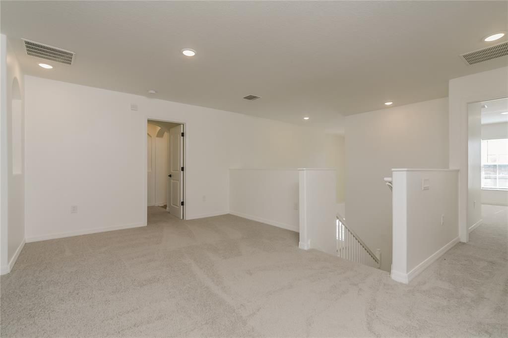 En Venta: $489,900 (5 camas, 3 baños, 3358 Pies cuadrados)