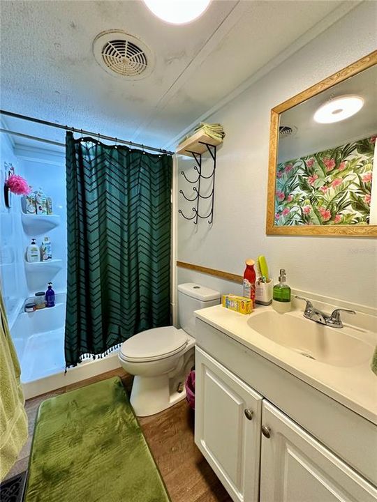 待售: $135,000 (3 贝兹, 2 浴室, 1620 平方英尺)