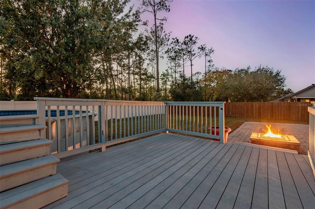 Active With Contract: $335,000 (4 beds, 2 baths, 1798 Square Feet)