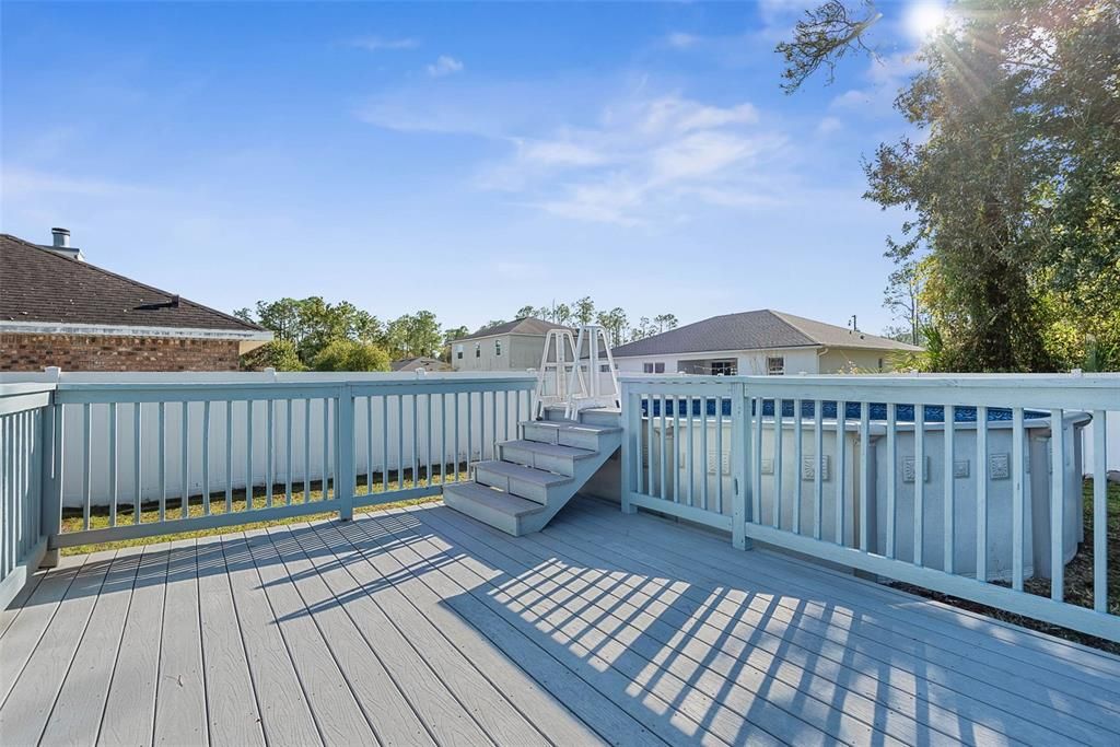 Active With Contract: $335,000 (4 beds, 2 baths, 1798 Square Feet)