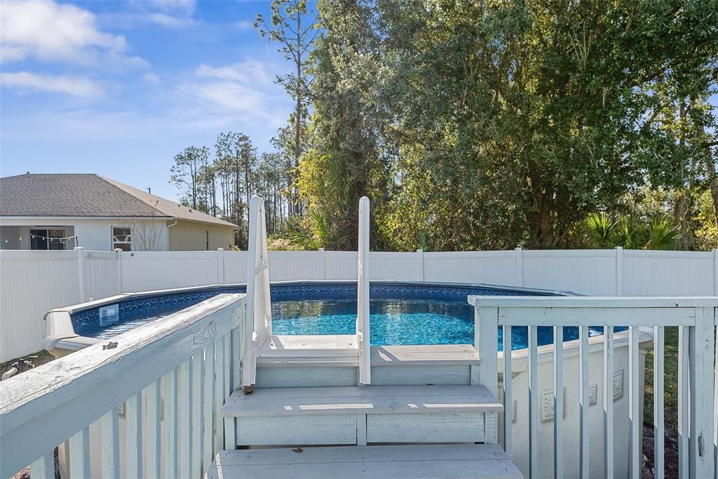 Active With Contract: $335,000 (4 beds, 2 baths, 1798 Square Feet)