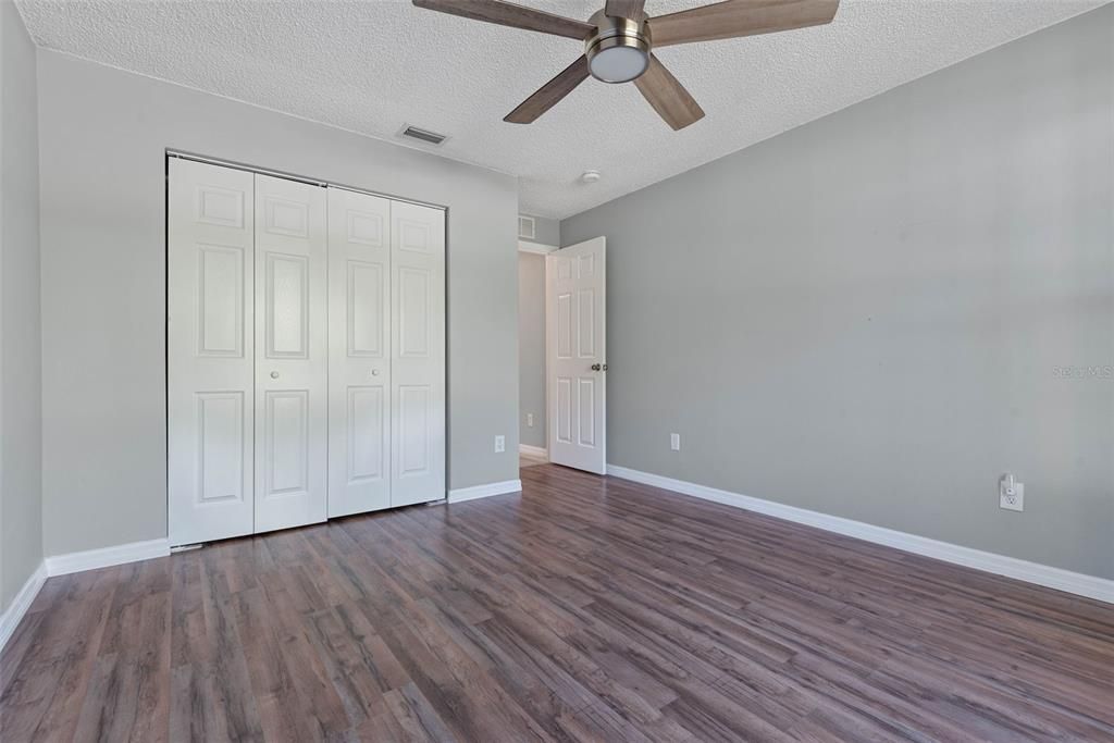 Active With Contract: $335,000 (4 beds, 2 baths, 1798 Square Feet)