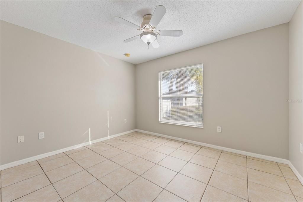 For Sale: $225,000 (3 beds, 2 baths, 1446 Square Feet)