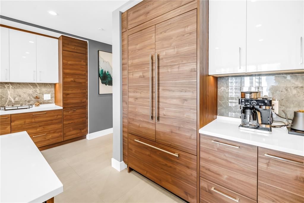 For Sale: $1,895,000 (2 beds, 3 baths, 2036 Square Feet)