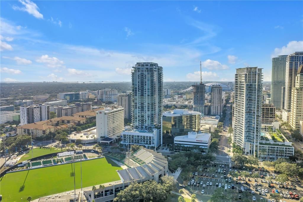 For Sale: $1,895,000 (2 beds, 3 baths, 2036 Square Feet)