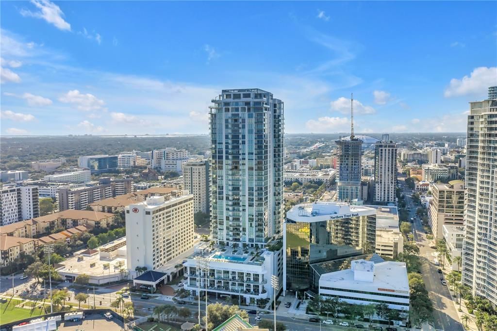 For Sale: $1,895,000 (2 beds, 3 baths, 2036 Square Feet)