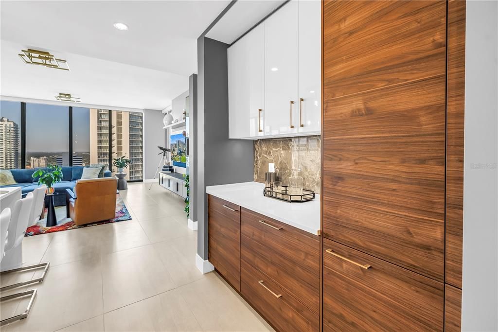 For Sale: $1,895,000 (2 beds, 3 baths, 2036 Square Feet)