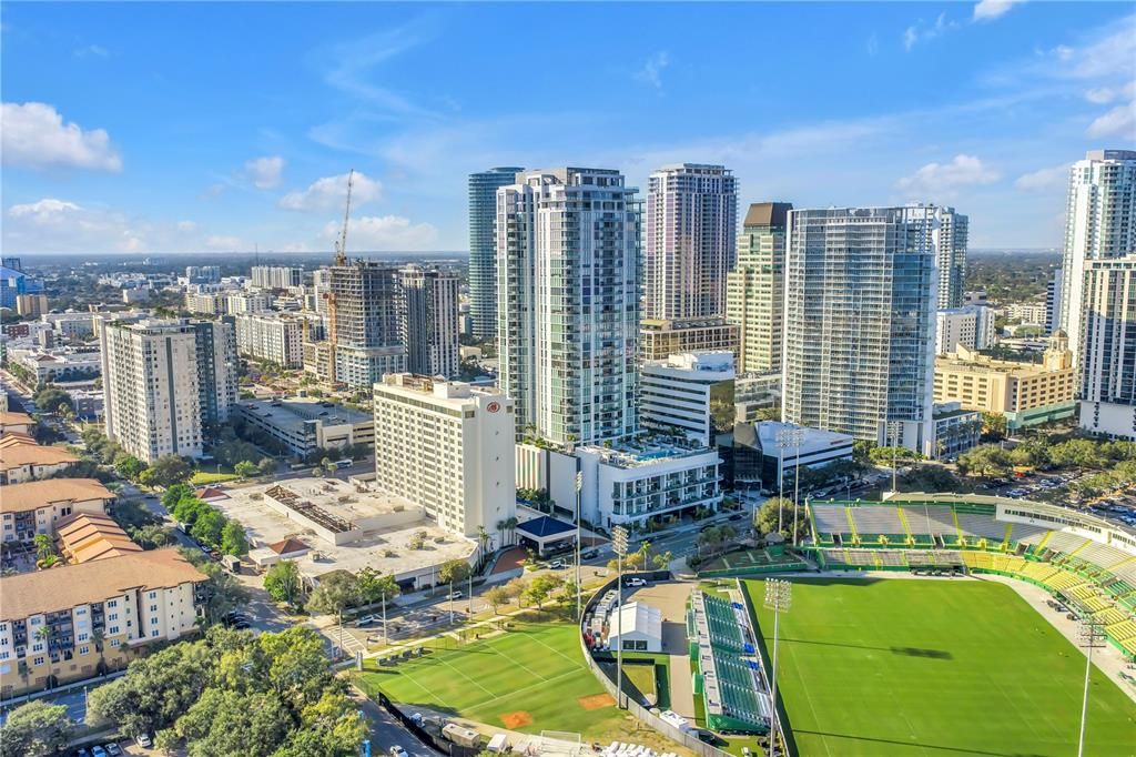 For Sale: $1,895,000 (2 beds, 3 baths, 2036 Square Feet)