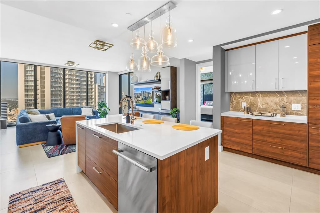 For Sale: $1,895,000 (2 beds, 3 baths, 2036 Square Feet)