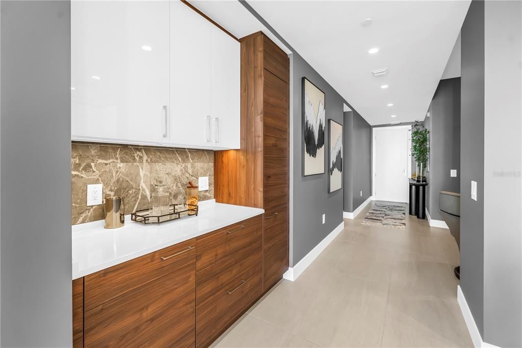 For Sale: $1,895,000 (2 beds, 3 baths, 2036 Square Feet)