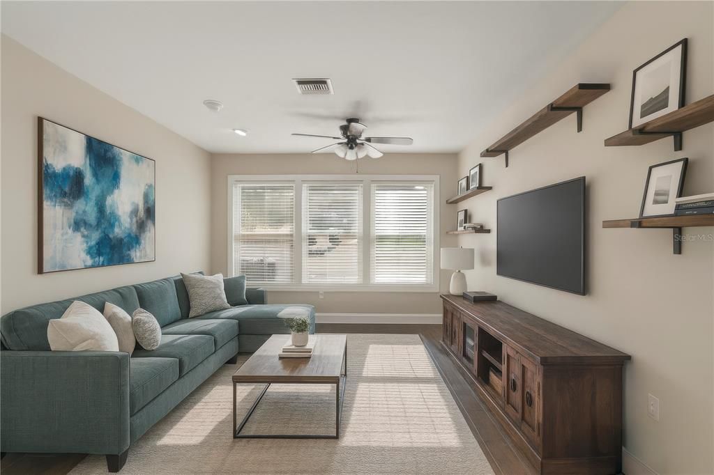 For Sale: $550,000 (4 beds, 3 baths, 2543 Square Feet)