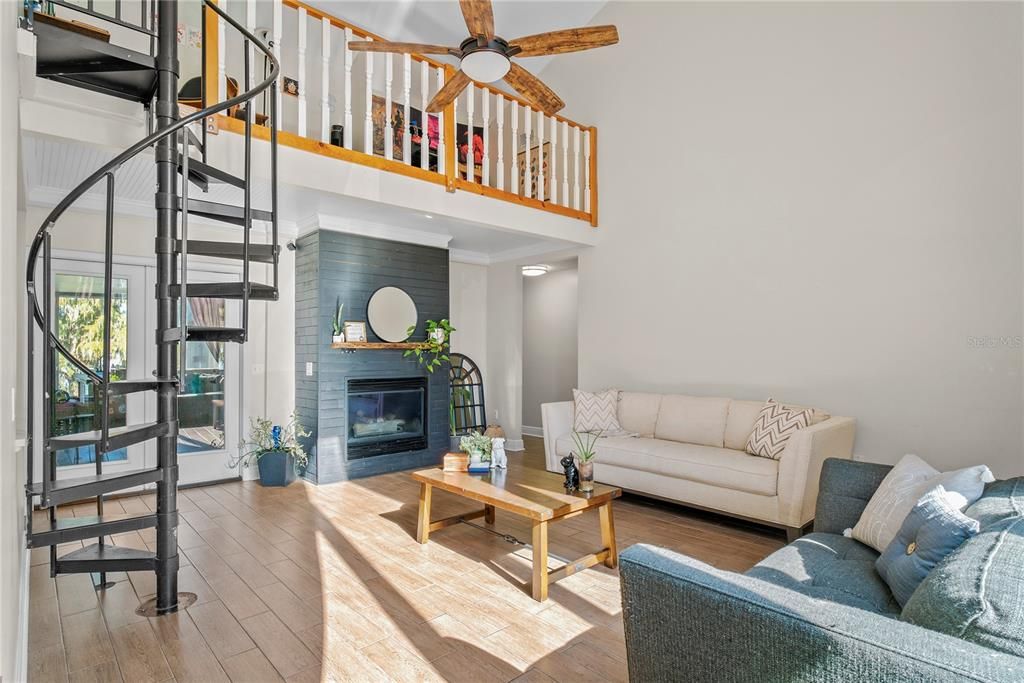 For Sale: $550,000 (4 beds, 3 baths, 2543 Square Feet)