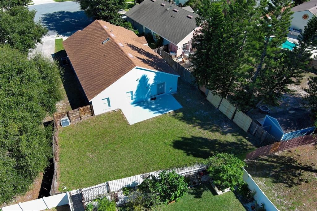 合同活跃: $415,000 (4 贝兹, 2 浴室, 1929 平方英尺)