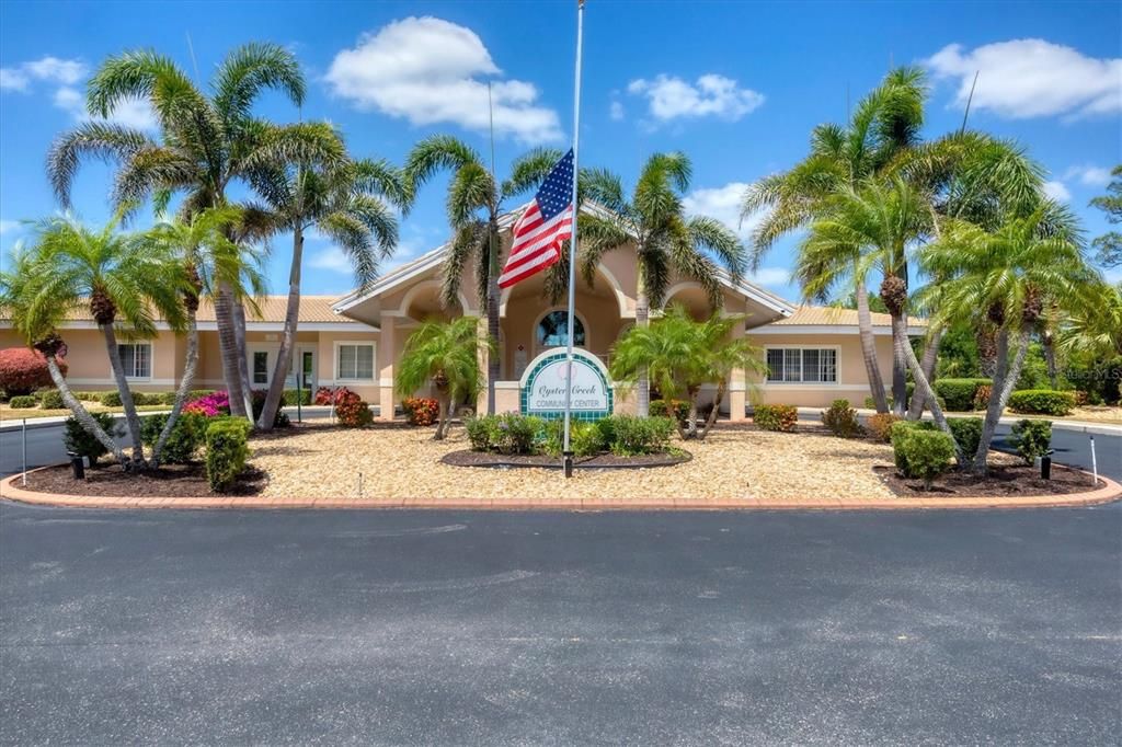 For Sale: $359,000 (2 beds, 2 baths, 1886 Square Feet)