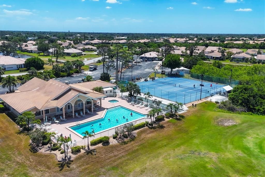 For Sale: $359,000 (2 beds, 2 baths, 1886 Square Feet)