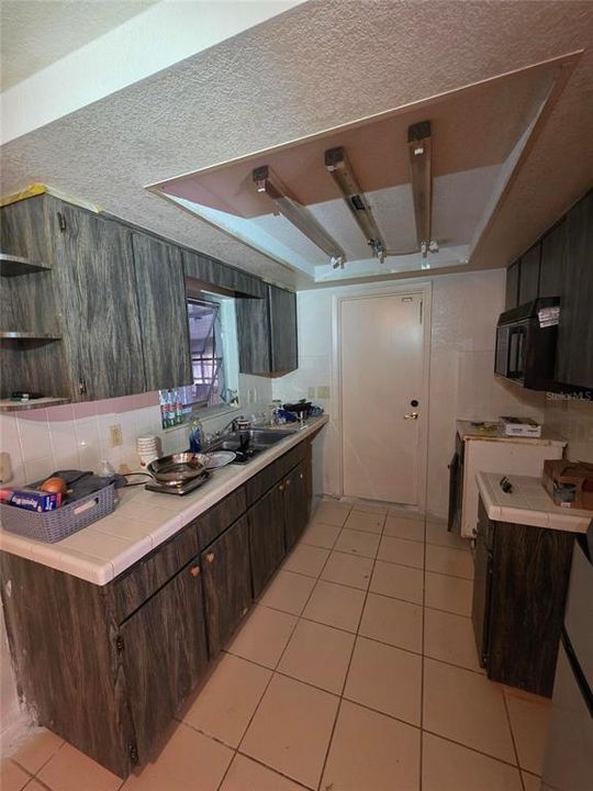For Sale: $115,000 (2 beds, 1 baths, 792 Square Feet)