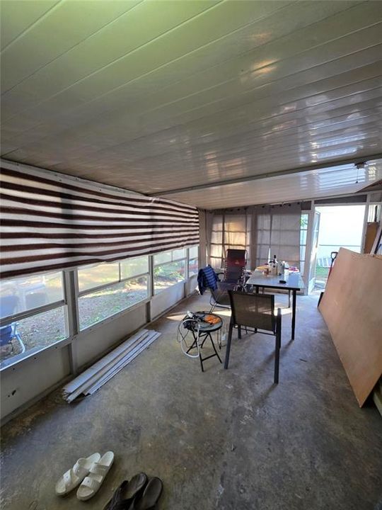 For Sale: $115,000 (2 beds, 1 baths, 792 Square Feet)