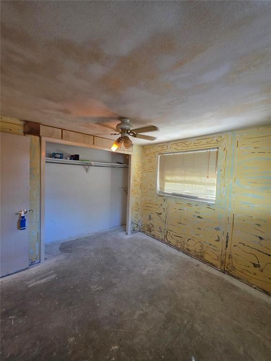 For Sale: $115,000 (2 beds, 1 baths, 792 Square Feet)