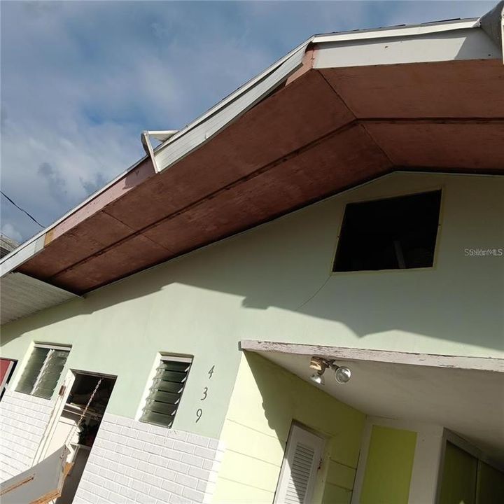 待售: $1,295,000 (4 贝兹, 2 浴室, 1582 平方英尺)