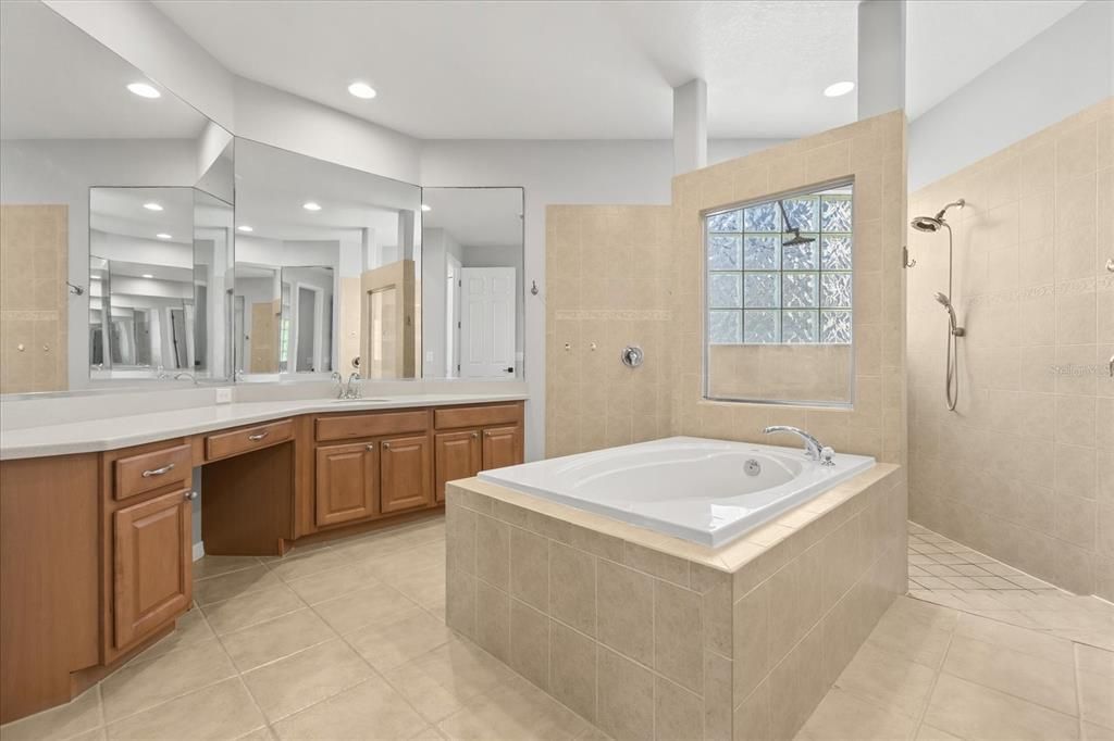 For Sale: $509,000 (3 beds, 2 baths, 1997 Square Feet)