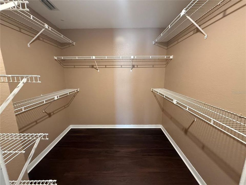 En Renta: $2,000 (3 camas, 2 baños, 1580 Pies cuadrados)