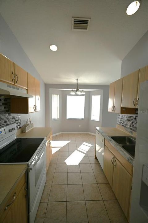 待售: $269,900 (3 贝兹, 2 浴室, 1452 平方英尺)