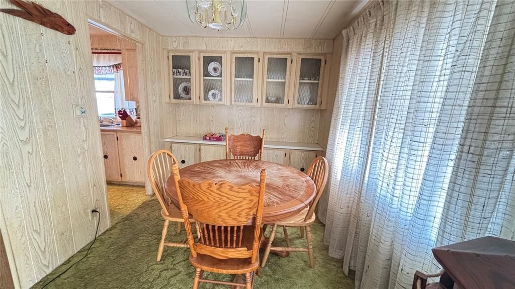 For Sale: $70,000 (2 beds, 2 baths, 1056 Square Feet)