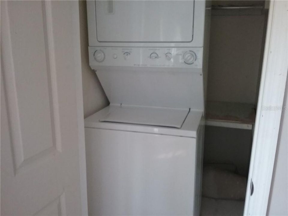 For Rent: $2,200 (3 beds, 1 baths, 1150 Square Feet)