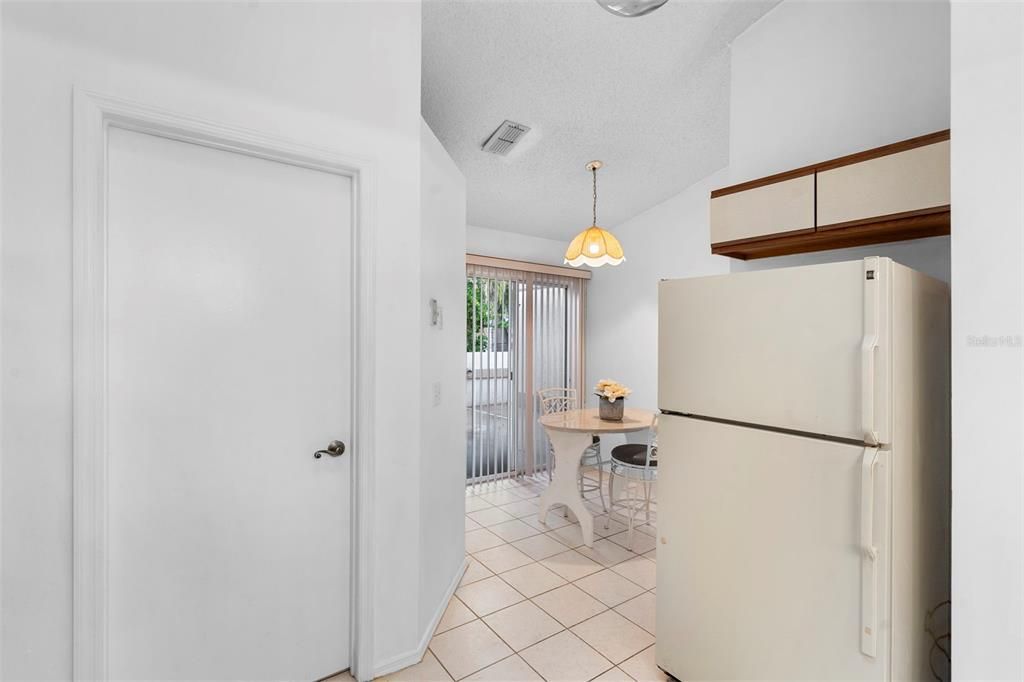 En Venta: $285,000 (2 camas, 2 baños, 1248 Pies cuadrados)