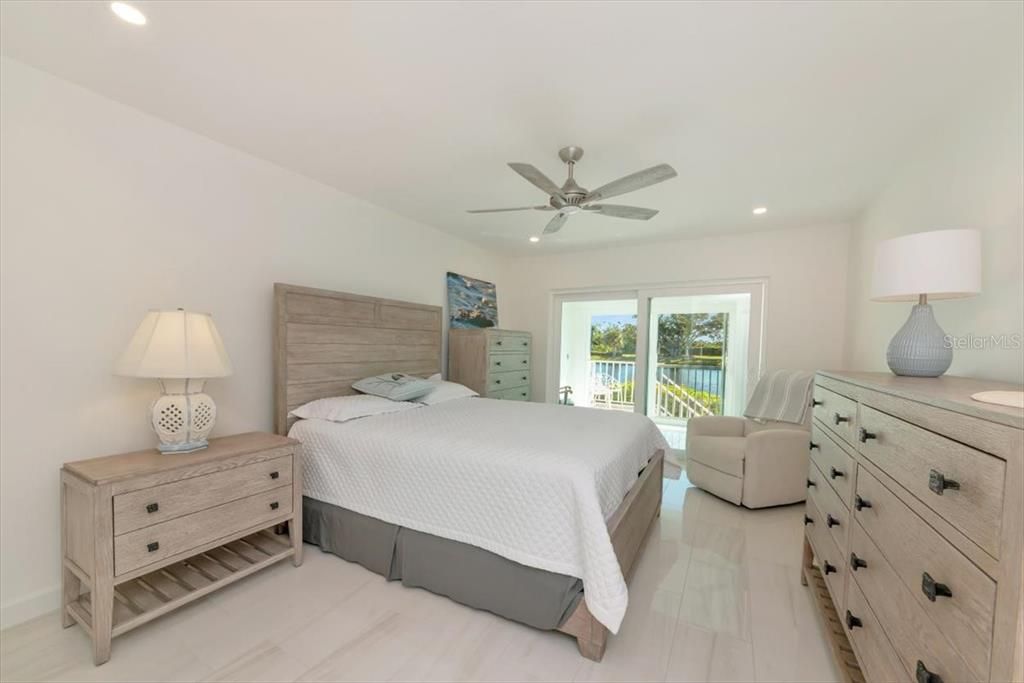 待售: $469,000 (2 贝兹, 2 浴室, 1440 平方英尺)