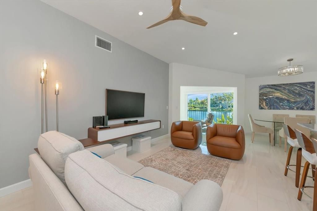 待售: $469,000 (2 贝兹, 2 浴室, 1440 平方英尺)