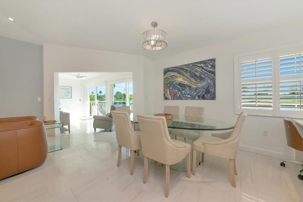 待售: $469,000 (2 贝兹, 2 浴室, 1440 平方英尺)