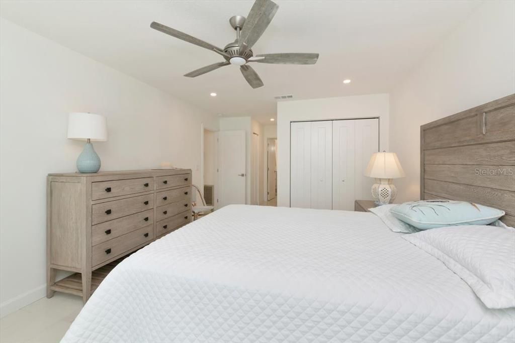 待售: $469,000 (2 贝兹, 2 浴室, 1440 平方英尺)